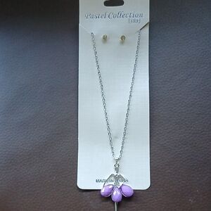 Lavender Necklace and Earring Set